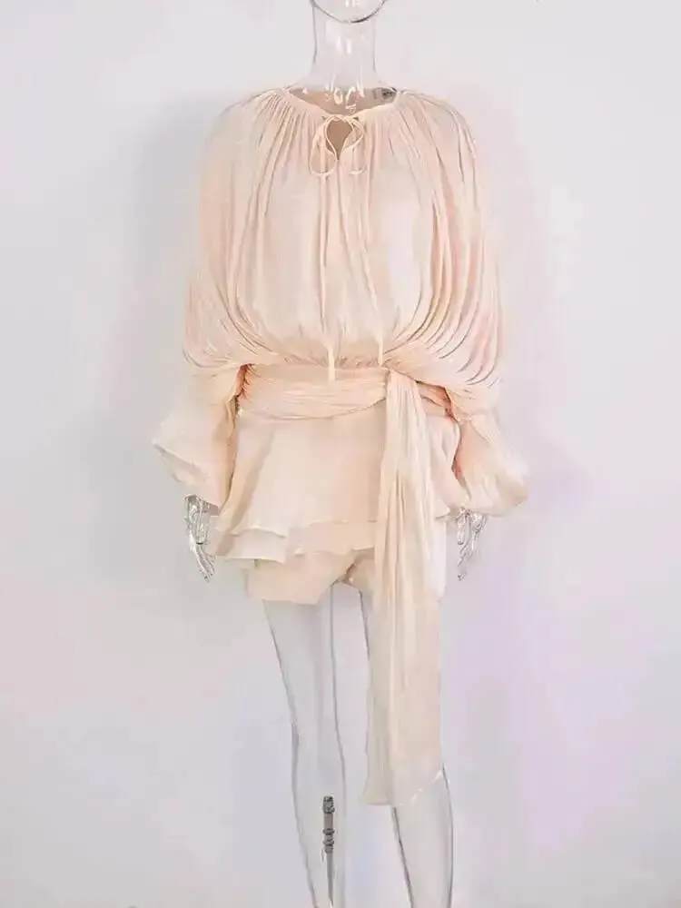 2026 Nuova moda estiva Abbigliamento donna girocollo maniche a lanterna abito corto in raso con pantaloncini sotto due pezzi
