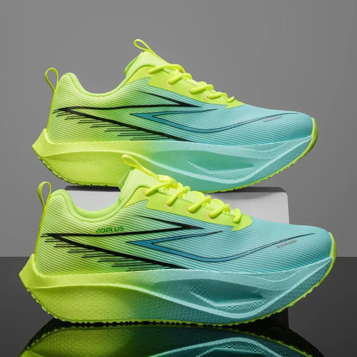 Men Running Shoes Carbon Plate Marathon Sneakers Lightweight Breathable Athletic Sports Shoes Women's Comfortable Walking Shoes