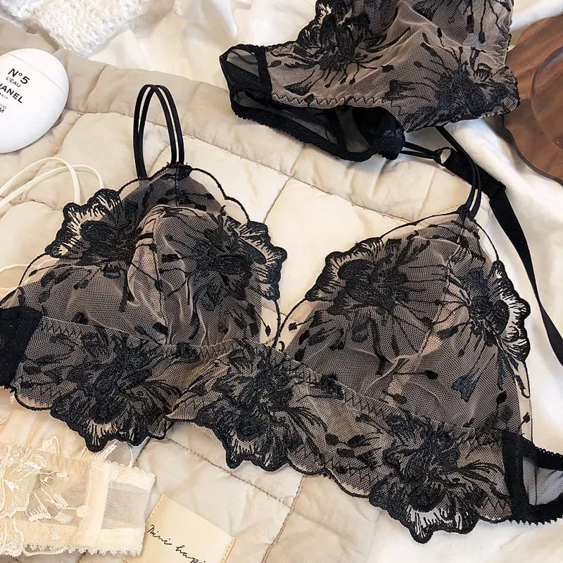 Embroidered lace sexy bralette no steel ring triangle cup big breasts ultra-thin underwear set breathable bra lingerie sets — image 4