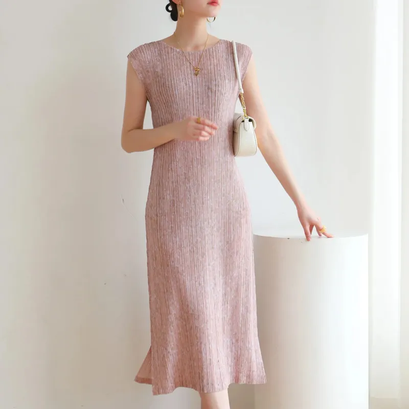 Miyake Pleated Solid Color Sleeveless Dress 2025 Summer New Draped Floral Print Temperament Commuter Casual Fashion Dresses