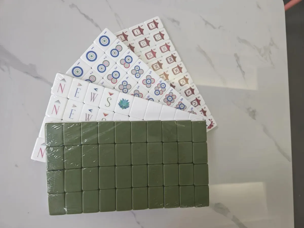Customizable American Mahjong Sets 160 Tiles 4-Layer Acrylic Mah Jongg Surprise Gifts Mahjong Portable Travel Family Party Games — image 8