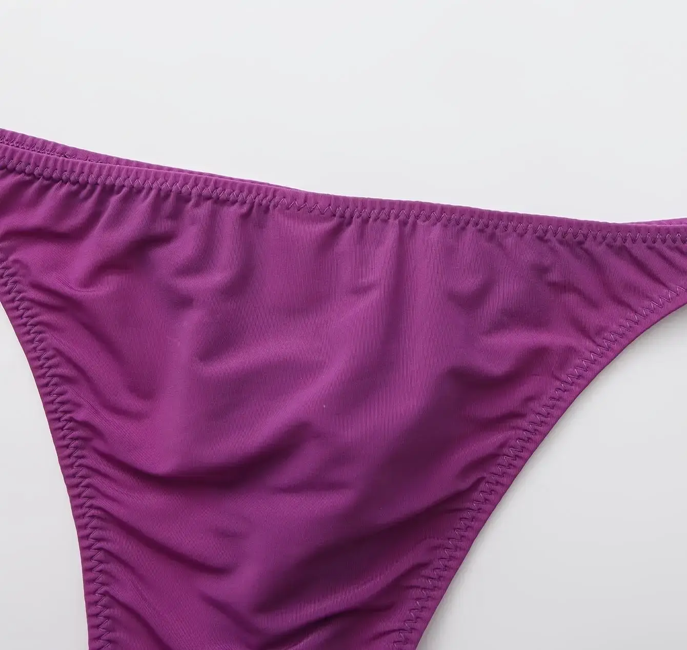 Men's Underwear Low Waist Ice Silk Briefs Half Pack Hip Small Triangle Underpants