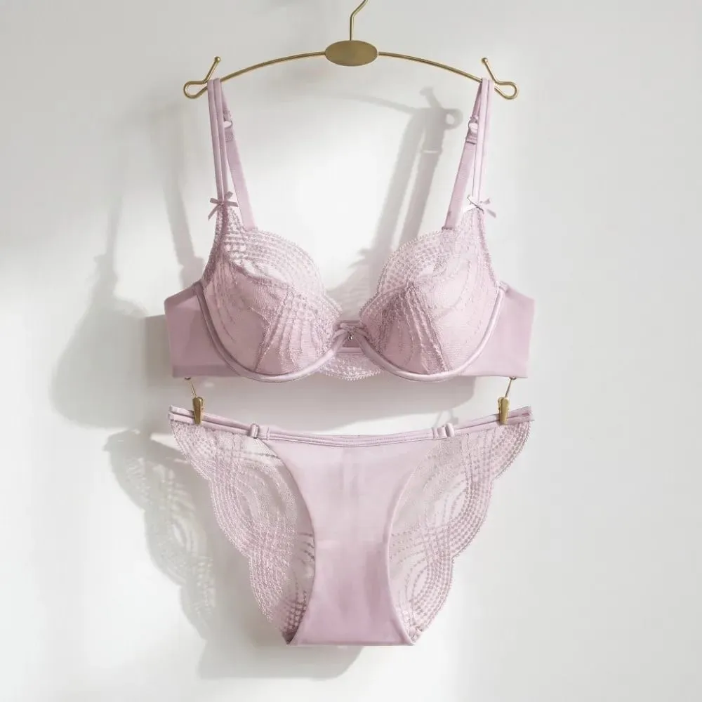 Hollow Thin Cup Women Lingerie Set Seamless Silk Satin Push Up Bra Set French Style Lace Embroidery Lingerie Women Intimates