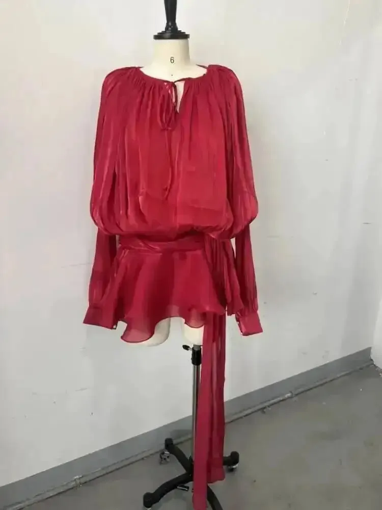 2026 Nuova moda estiva Abbigliamento donna girocollo maniche a lanterna abito corto in raso con pantaloncini sotto due pezzi