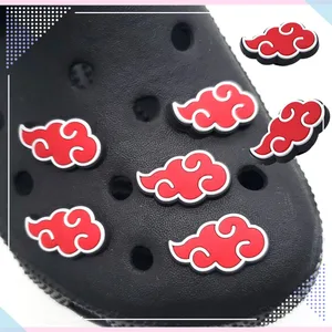 "Naruto merchandise Akatsuki organisation logotyp sko berlocker       skor med hål spänne DIY män grossist"
