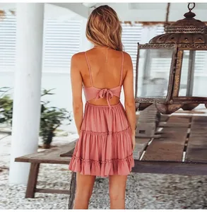 Gaun Renda Seksi Gaun Putih Tali Spaghetti Wanita Gaun Pesta Mini Pantai Musim Panas Gaun Berlipat Punggung Terbuka Bohe Kerah V A-line