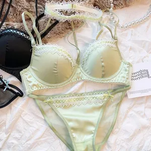Lolita French Pure Desire Sexet Blonde Satin Spice Girl BH Lille Bryst Samling Halter Hulundertøjssæt Blød bøjle