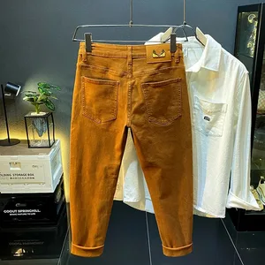 Pantalons texans d'home 2024, nova moda de tardor, de gamma alta, assequibles, elàstics, ajustats a tot joc, pantalons llargs de mezclilla de moda casuals
