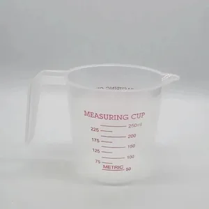 Kitchen Food Grade 0.25L 0.5L 1L Plastic Tip Mouth Pot Pour Spout Clear Measuring Cup Household Baking Scale Cup Kitchen Tool