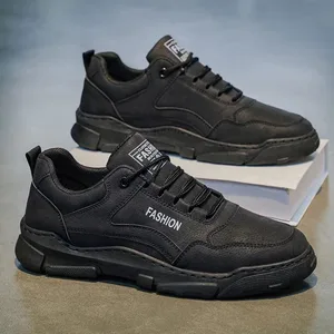 Primavera outono masculino tênis casuais nova moda versátil sapatos casuais confortáveis ​​correndo altura crescente sapatos masculinos
