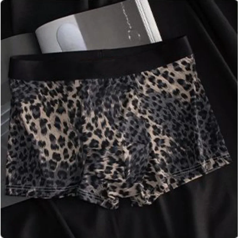 Cueca boxer masculina de seda gelo, cueca convexa com bolsa plana, leopardo, secagem rápida, sem costura, respirável, calção de banho