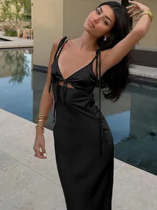 Hugcitar V-hals Solid Slips Rygglös Hollow Out Snörning Sexig Bodycon Maxi Balklänning Sommar Kvinnor Eleganta kläder Födelsedagsfest